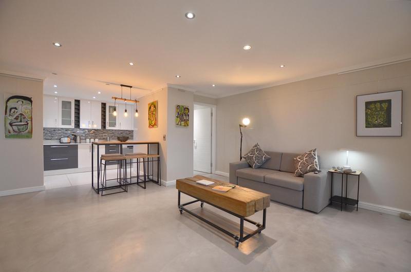 To Let 1 Bedroom Property for Rent in Bloubergstrand Western Cape